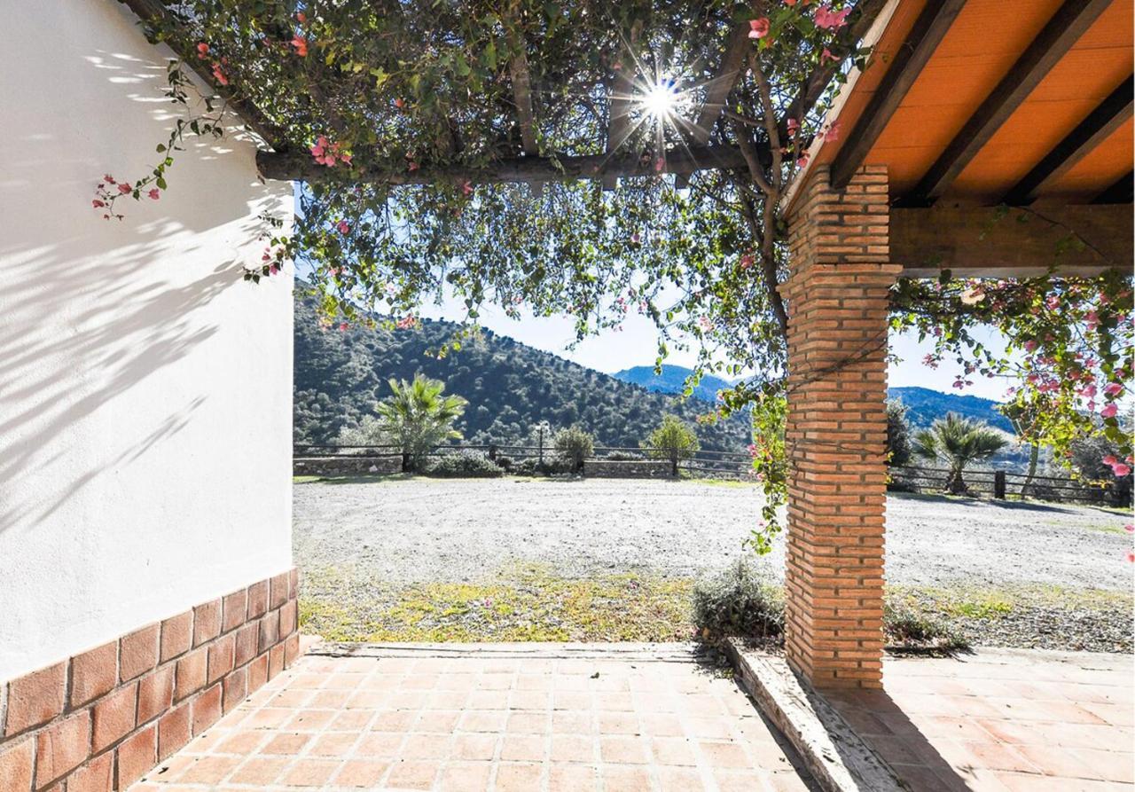 Cortijo Las Caballerias 알로라 외부 사진